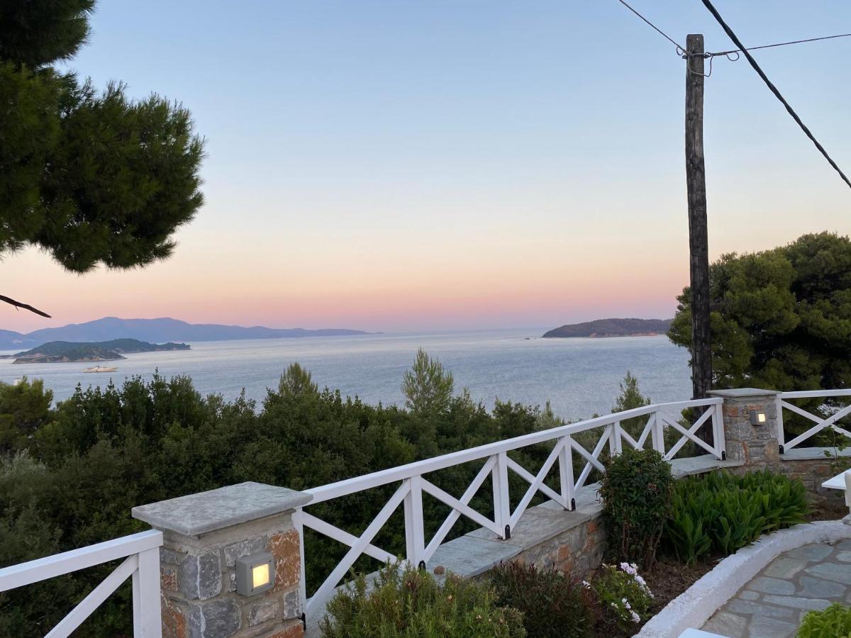Azzurro Hotell Katsaros  Exteriör bild