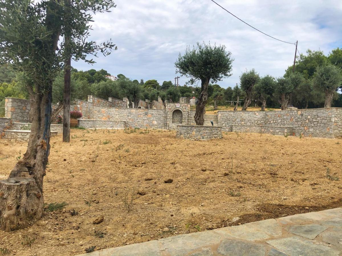 Azzurro Hotell Katsaros  Exteriör bild