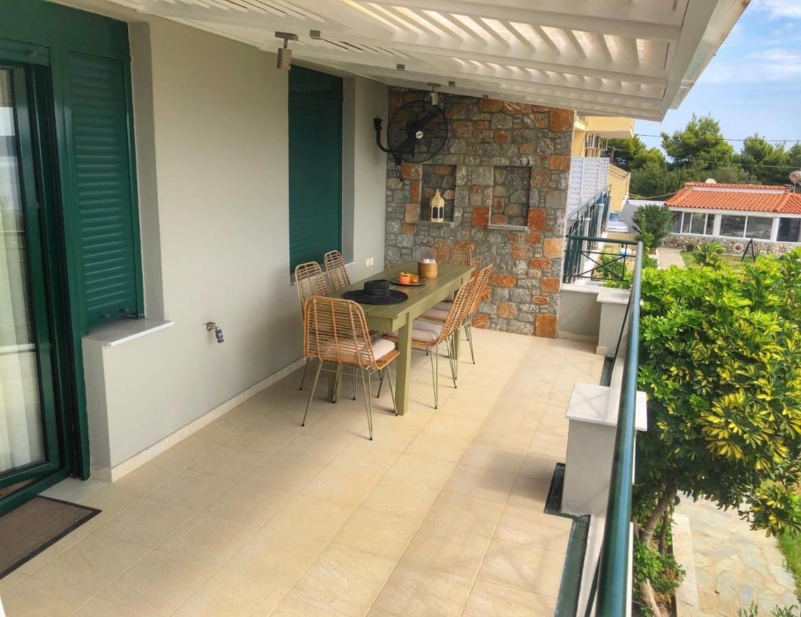 Azzurro Hotell Katsaros  Exteriör bild