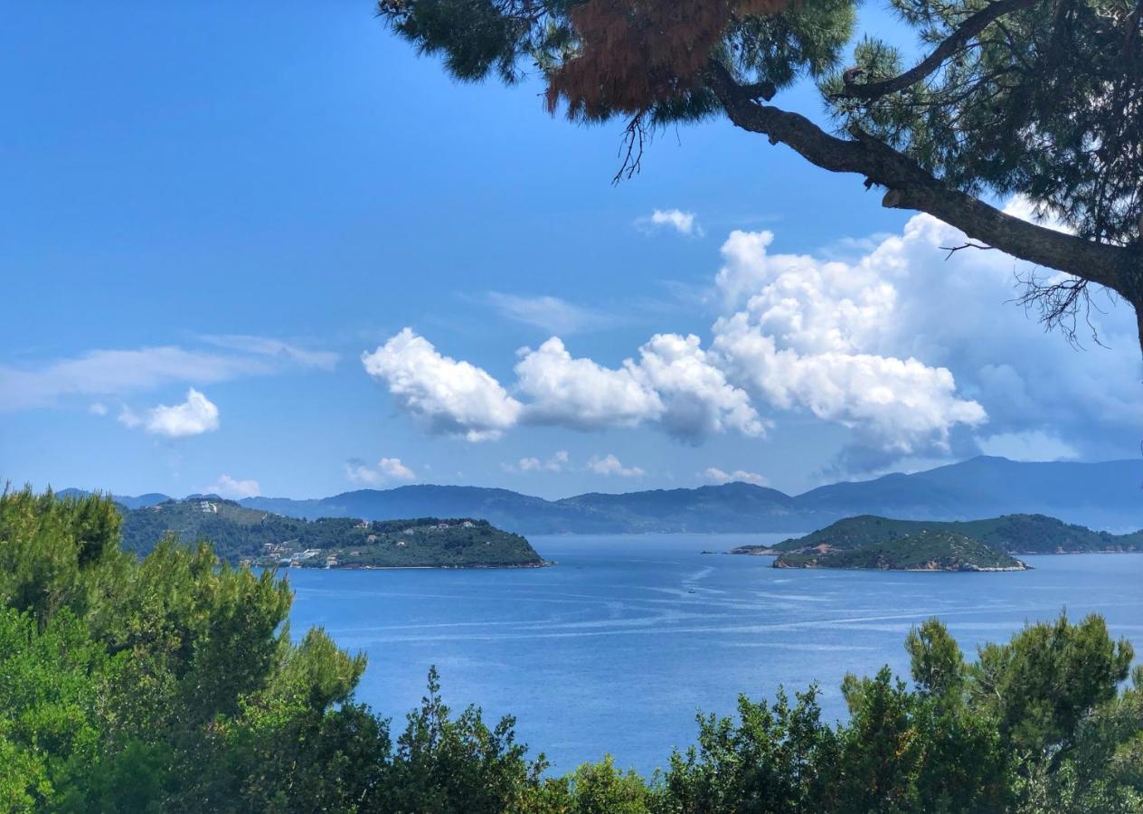 Azzurro Hotell Katsaros  Exteriör bild