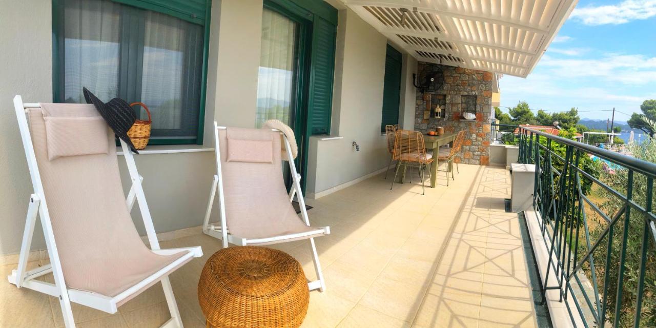 Azzurro Hotell Katsaros  Exteriör bild