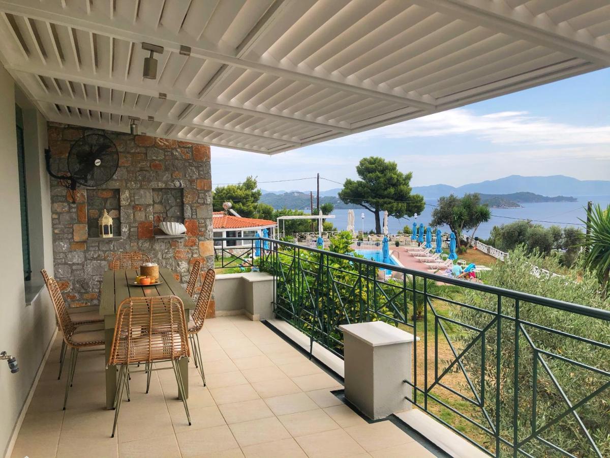 Azzurro Hotell Katsaros  Exteriör bild
