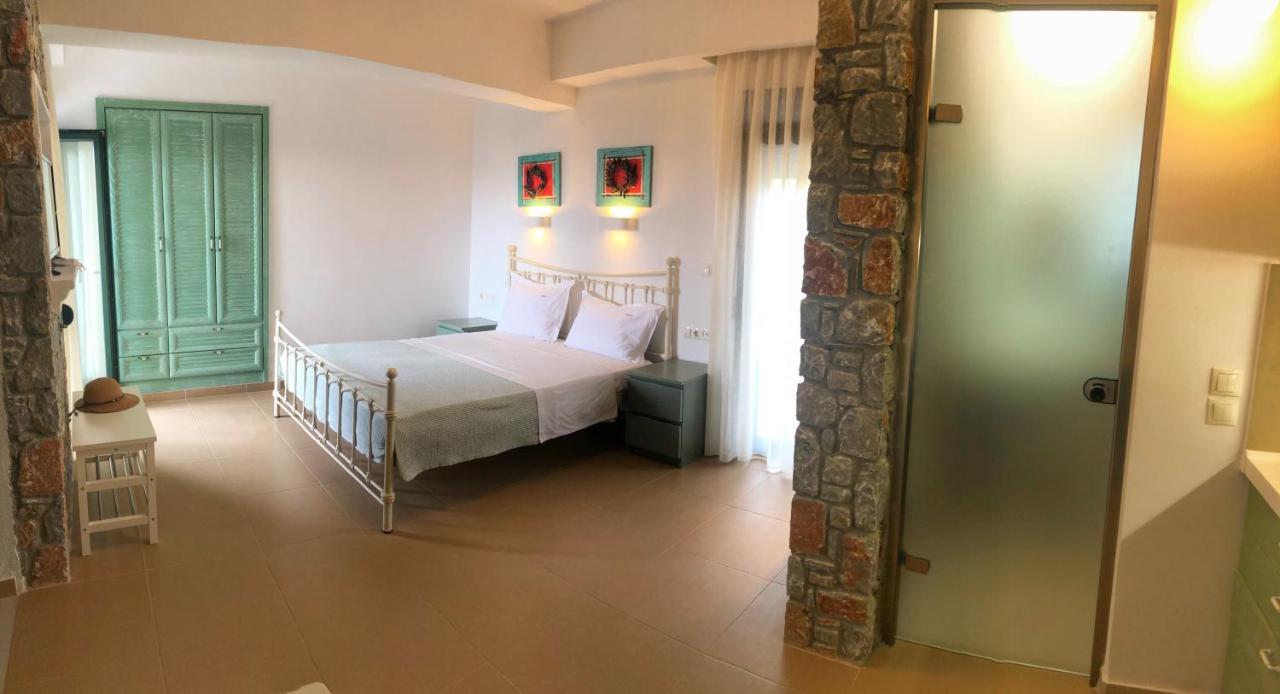 Azzurro Hotell Katsaros  Exteriör bild