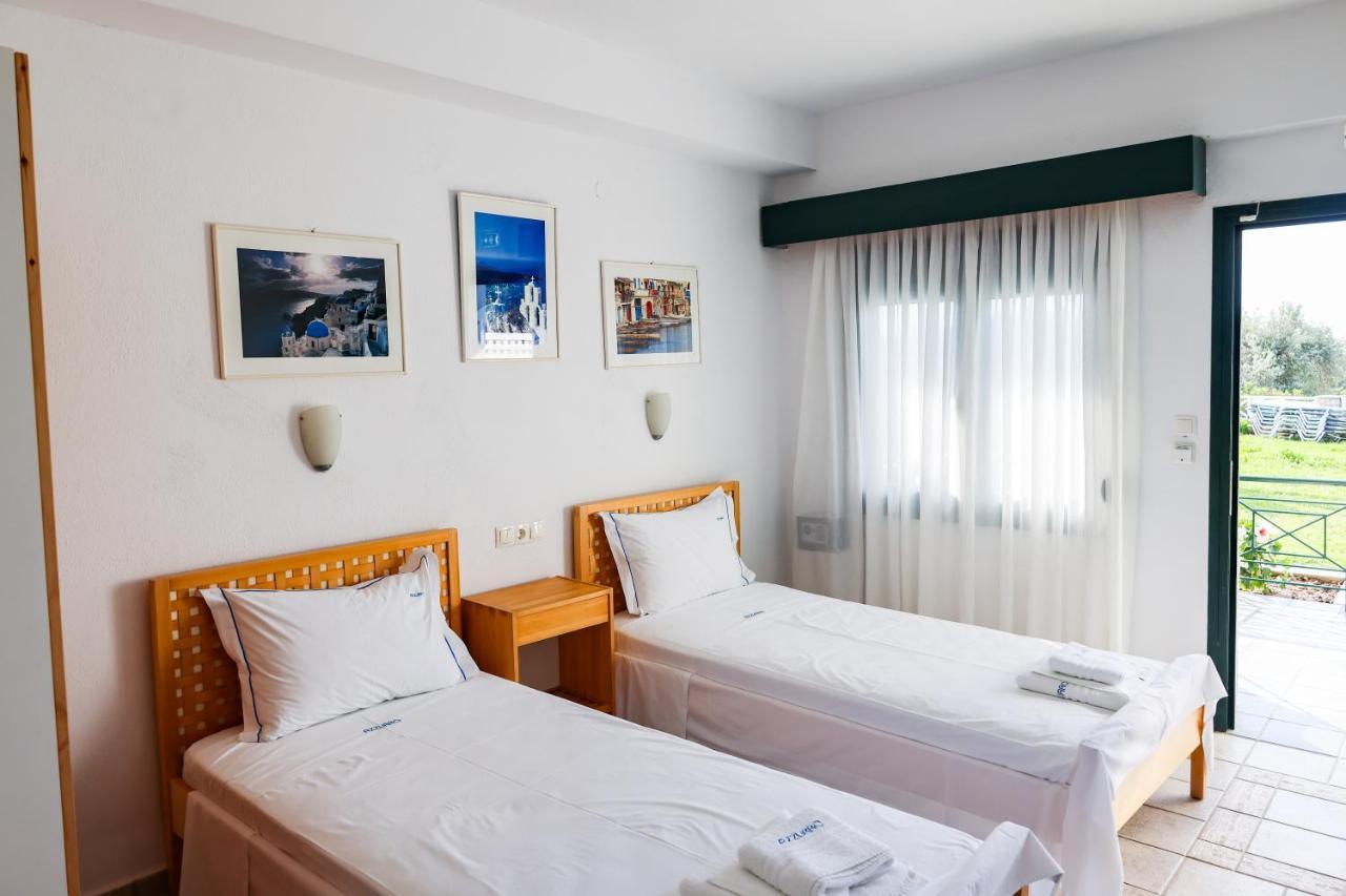 Azzurro Hotell Katsaros  Exteriör bild
