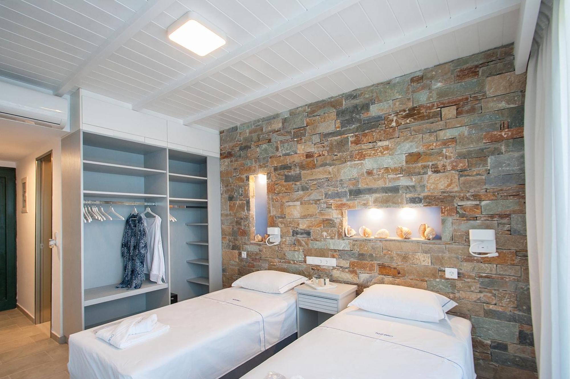 Azzurro Hotell Katsaros  Exteriör bild