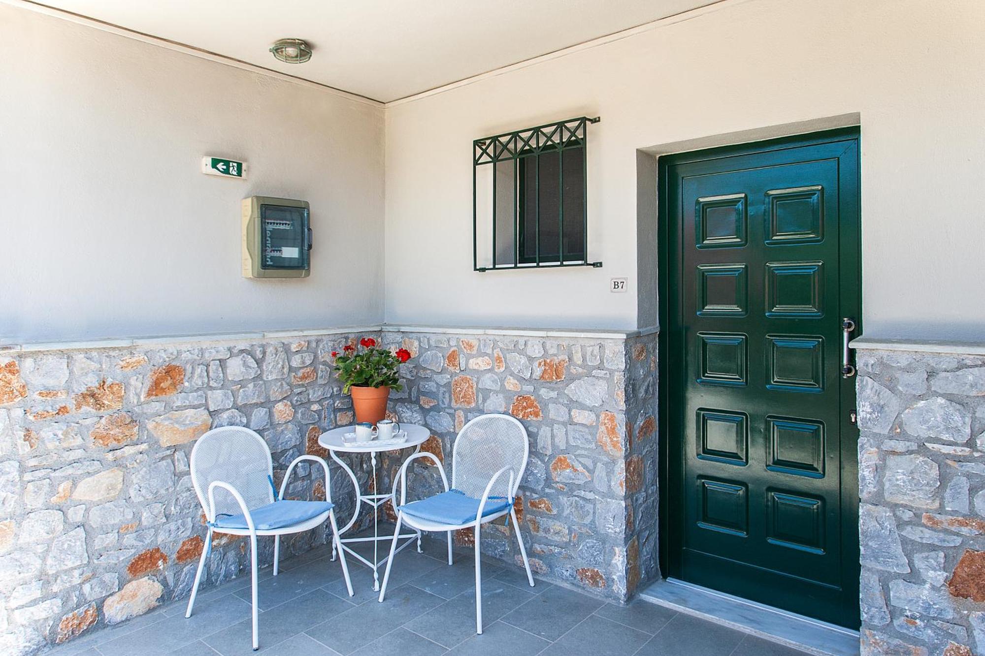 Azzurro Hotell Katsaros  Exteriör bild